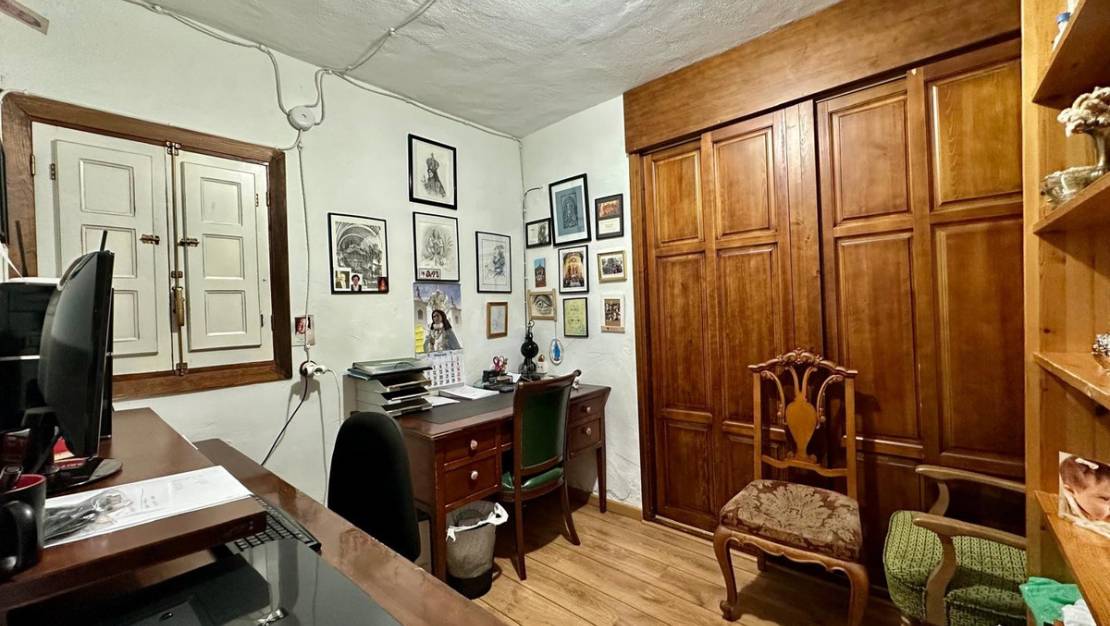 Sale - Villa - Yecla - Yecla Centro