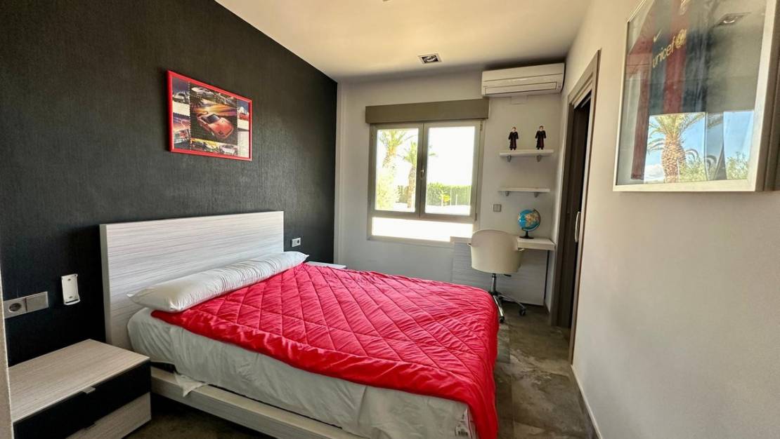 Sale - Villa - Yecla - Yecla Centro