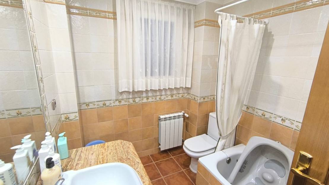 Sale - Villa - Yecla - Yecla Centro