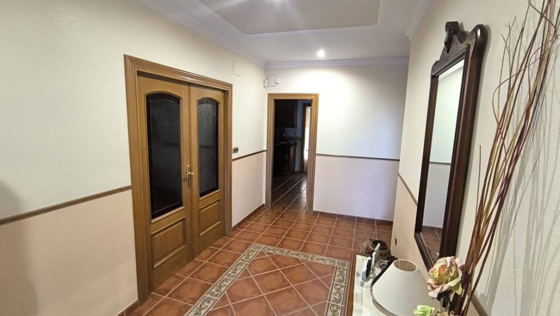 Sale - Villa - Yecla - Yecla Centro