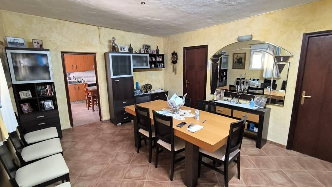 Sale - Villa - Yecla - Yecla Centro