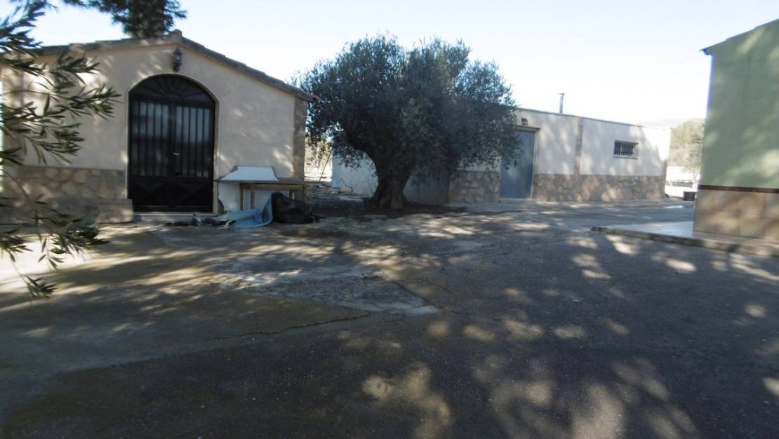 Sale - Villa - Yecla - Yecla Centro