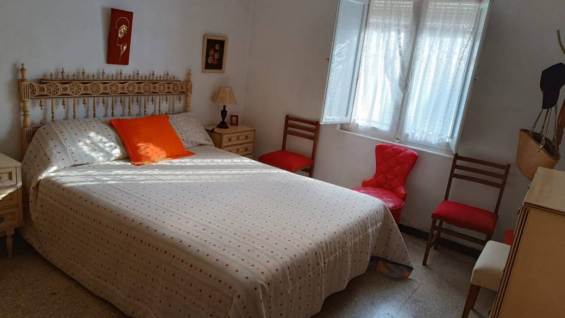 Sale - Villa - Yecla - Yecla Centro