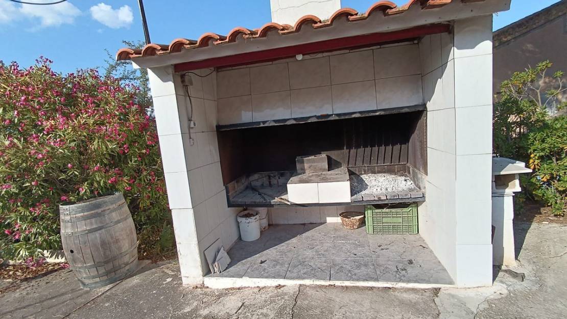 Sale - Villa - Yecla - Yecla Centro