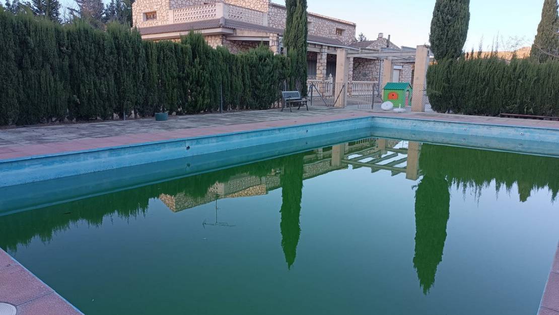 Sale - Villa - Yecla - Yecla Centro