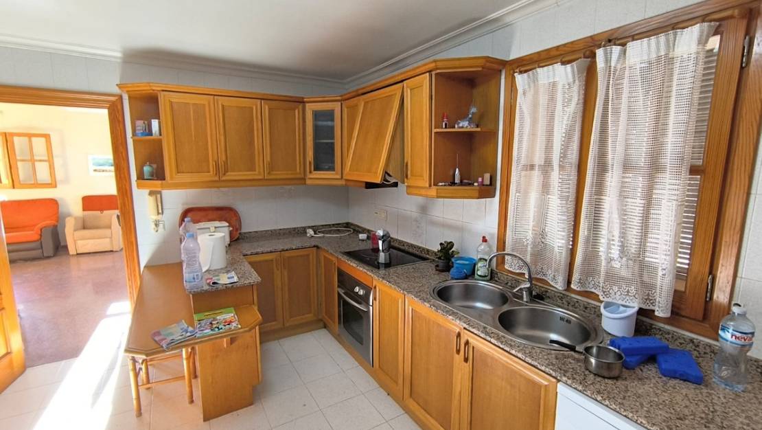 Sale - Villa - Yecla - Yecla Centro