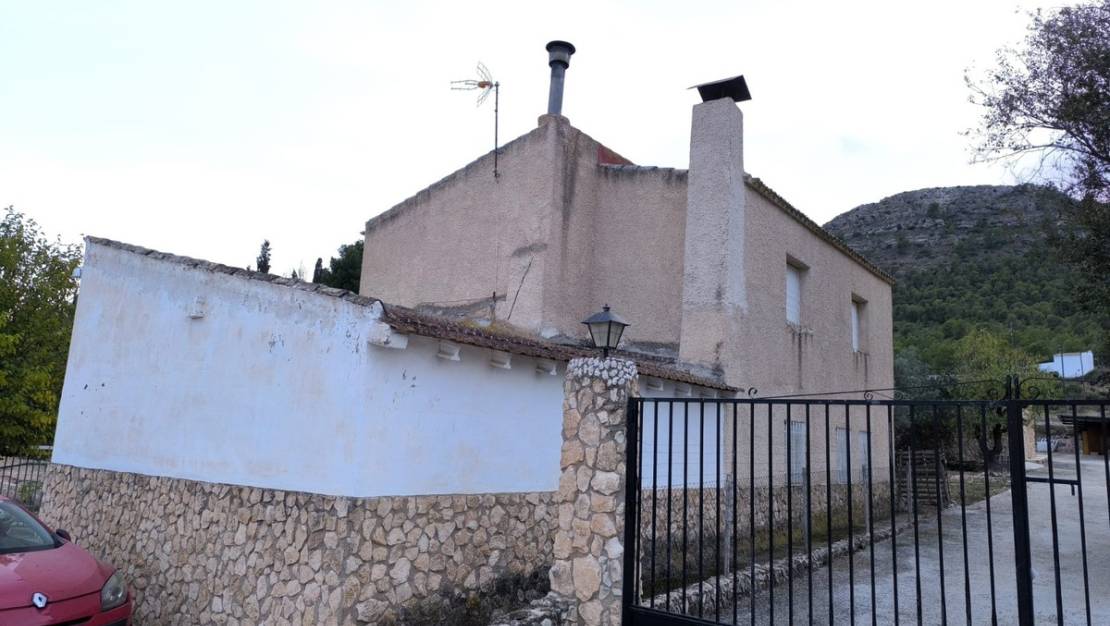 Sale - Villa - Yecla - Yecla Centro