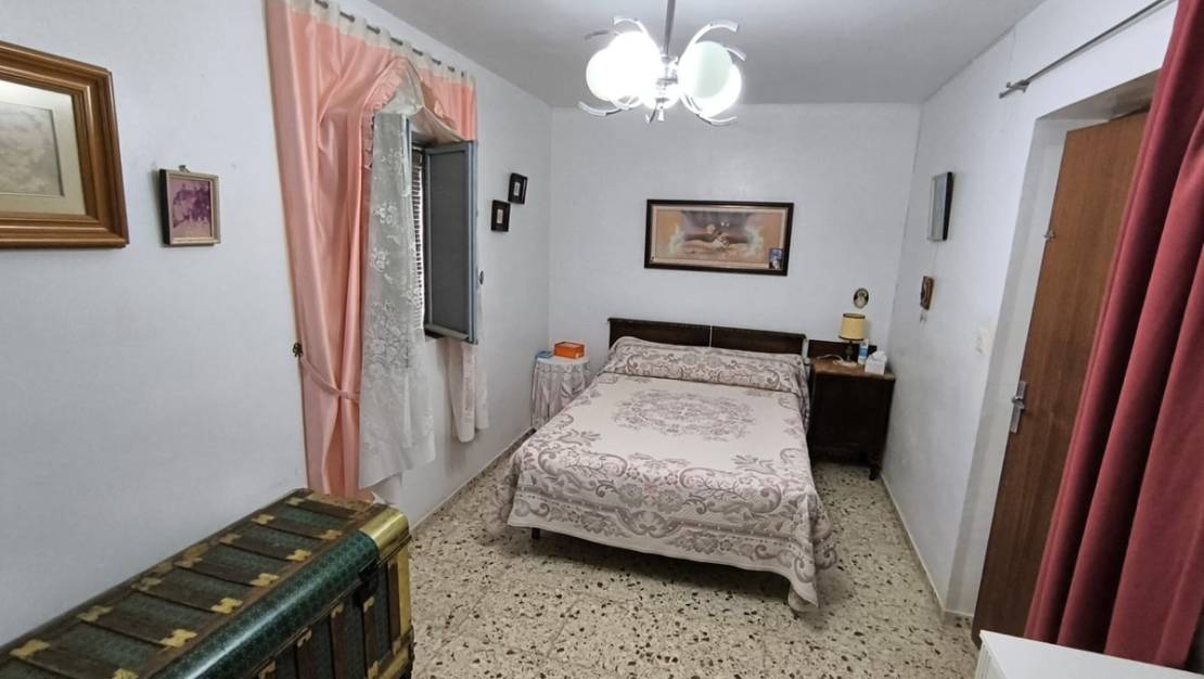 Sale - Villa - Yecla - Yecla Centro