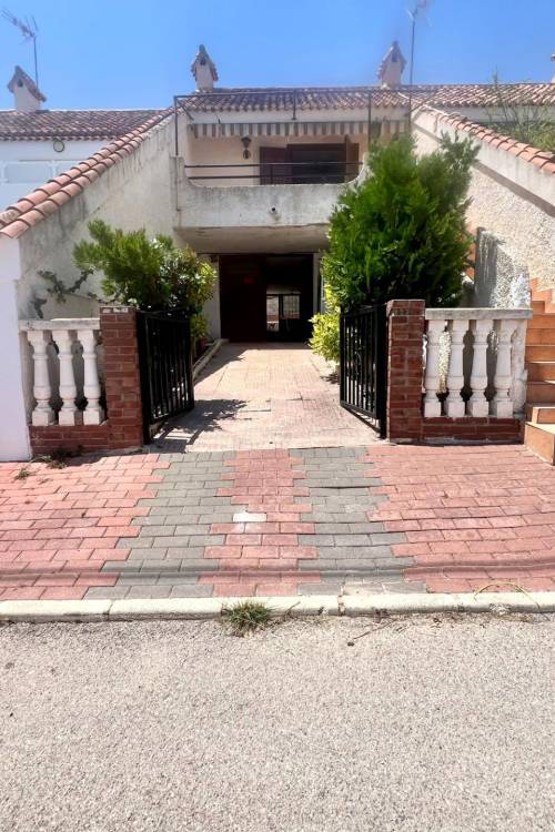 Terraced house - Sale - Torrevieja - Los Balcones