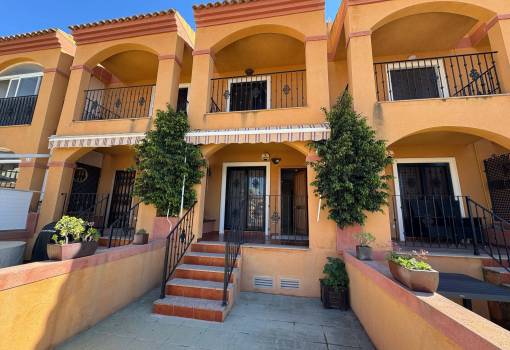 Terraced house - Venta - Torrevieja - Parque Acuático - Sector 25