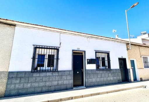 Town House - Sale - San Miguel de Salinas - RO-80742