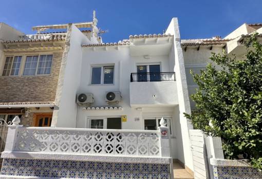 Town House - Sale - Torrevieja - RO-31187