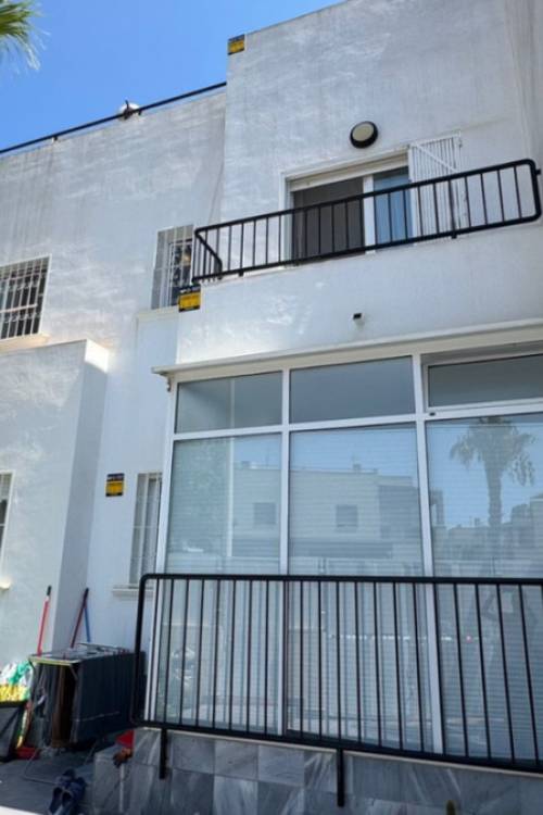 Town House - Sale - Torrevieja - Torrevieja Centro
