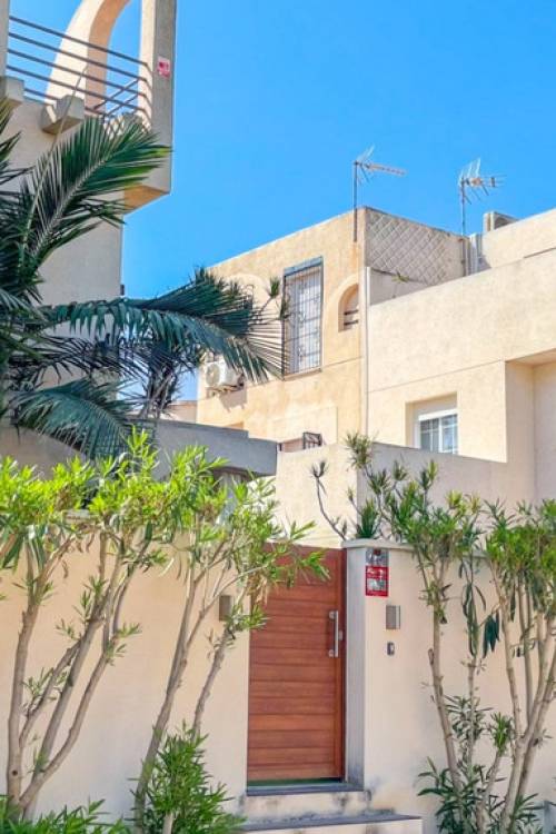 Town House - Sale - Torrevieja - Torrevieja Centro