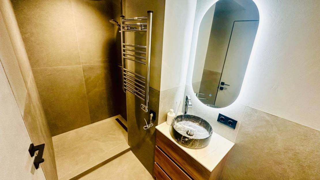 Venta - Apartment - Alicante - Alicante Centro