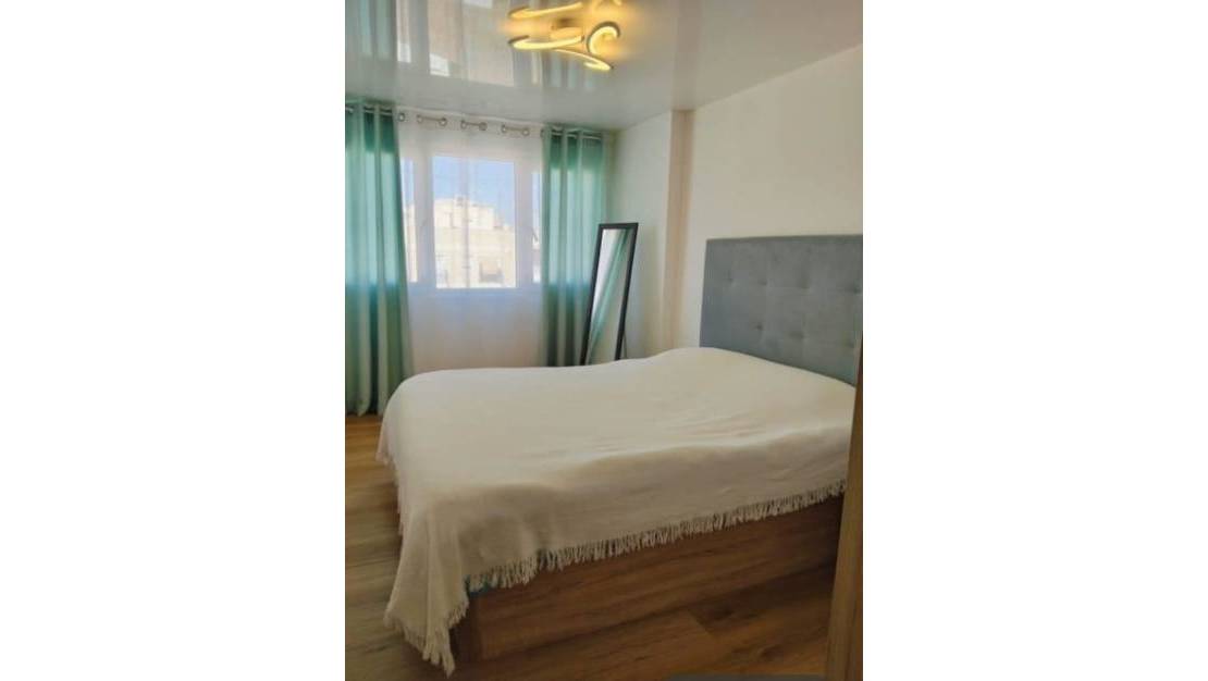 Venta - Apartment - Alicante City - Alicante City Centro