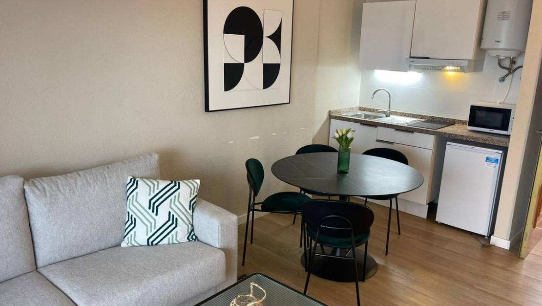 Venta - Apartment - Benidorm - Benidorm Centro