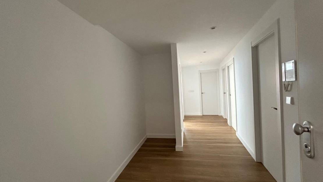 Venta - Apartment - Benidorm - Benidorm Centro