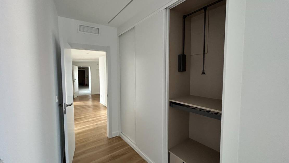 Venta - Apartment - Benidorm - Benidorm Centro