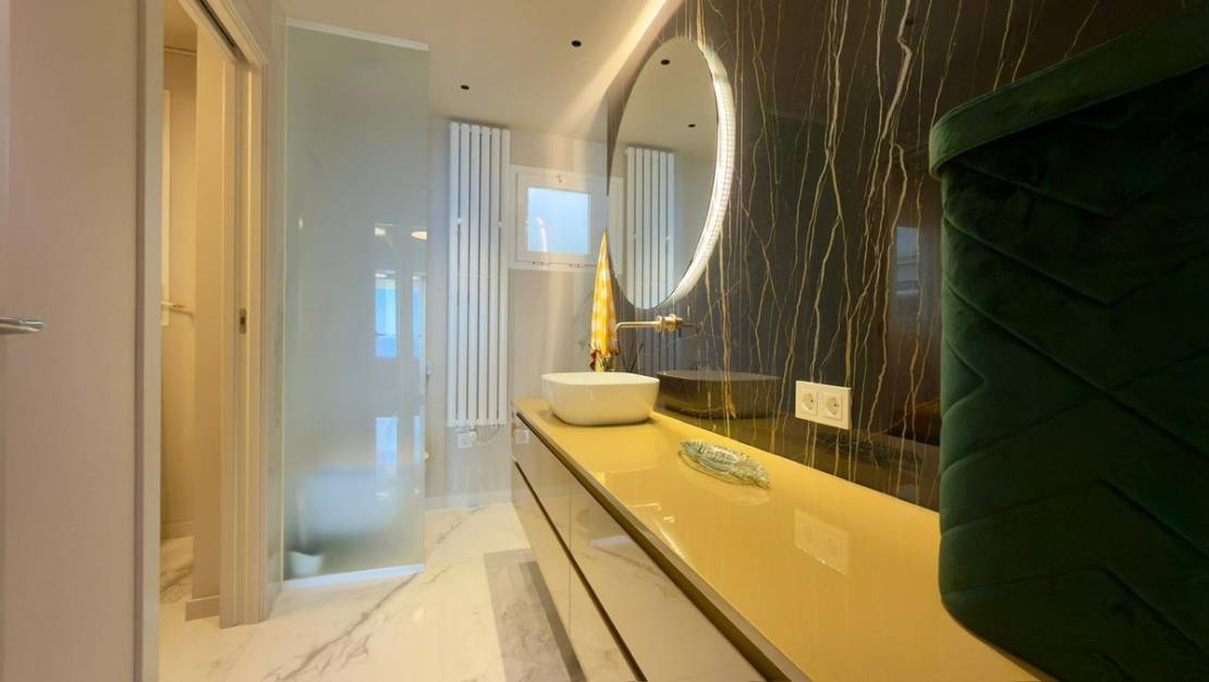 Venta - Apartment - Benidorm - Benidorm Centro