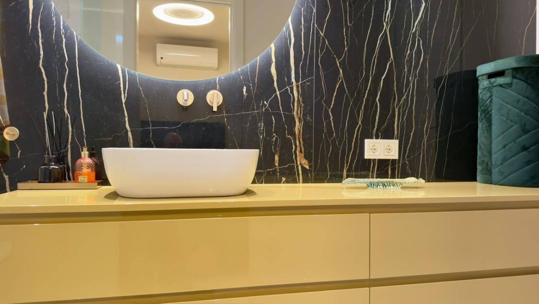 Venta - Apartment - Benidorm - Benidorm Centro