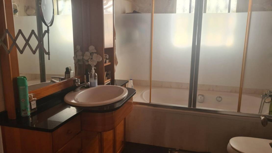 Venta - Apartment - Benidorm - Benidorm Centro