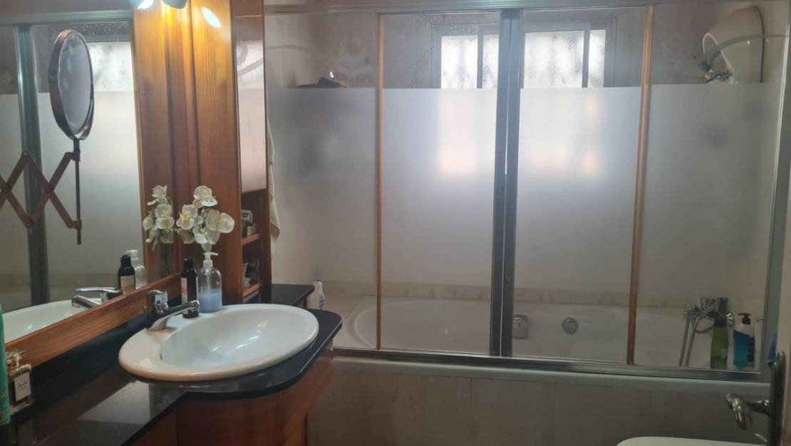 Venta - Apartment - Benidorm - Benidorm Centro