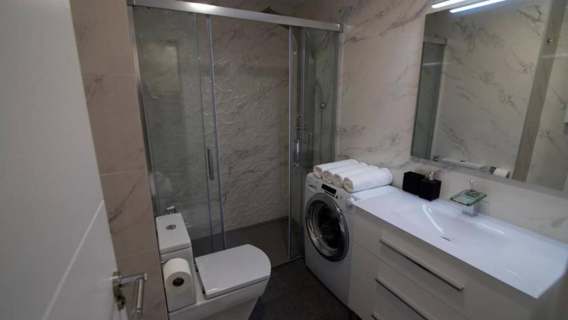 Venta - Apartment - Benidorm - Benidorm Centro