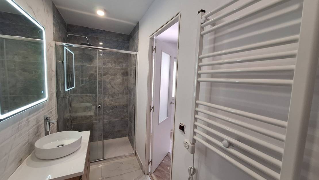 Venta - Apartment - Benidorm - Benidorm Centro