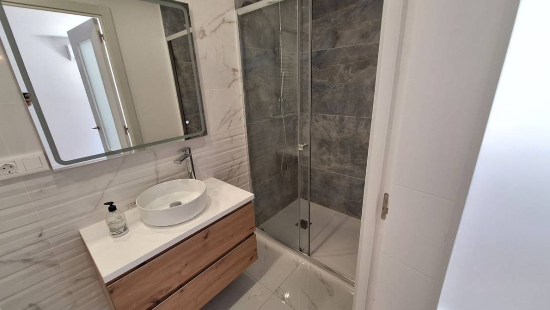 Venta - Apartment - Benidorm - Benidorm Centro