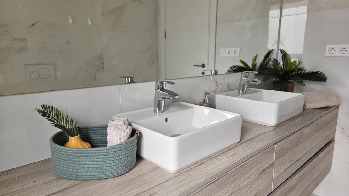 Venta - Apartment - Benidorm - Benidorm Centro