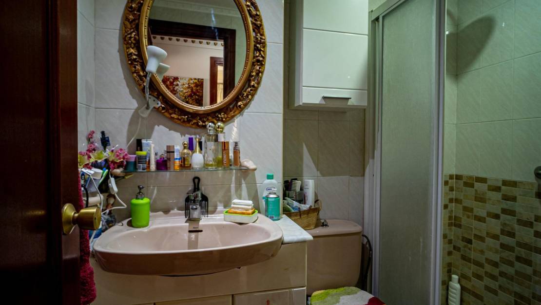 Venta - Apartment - Benidorm - Benidorm Centro