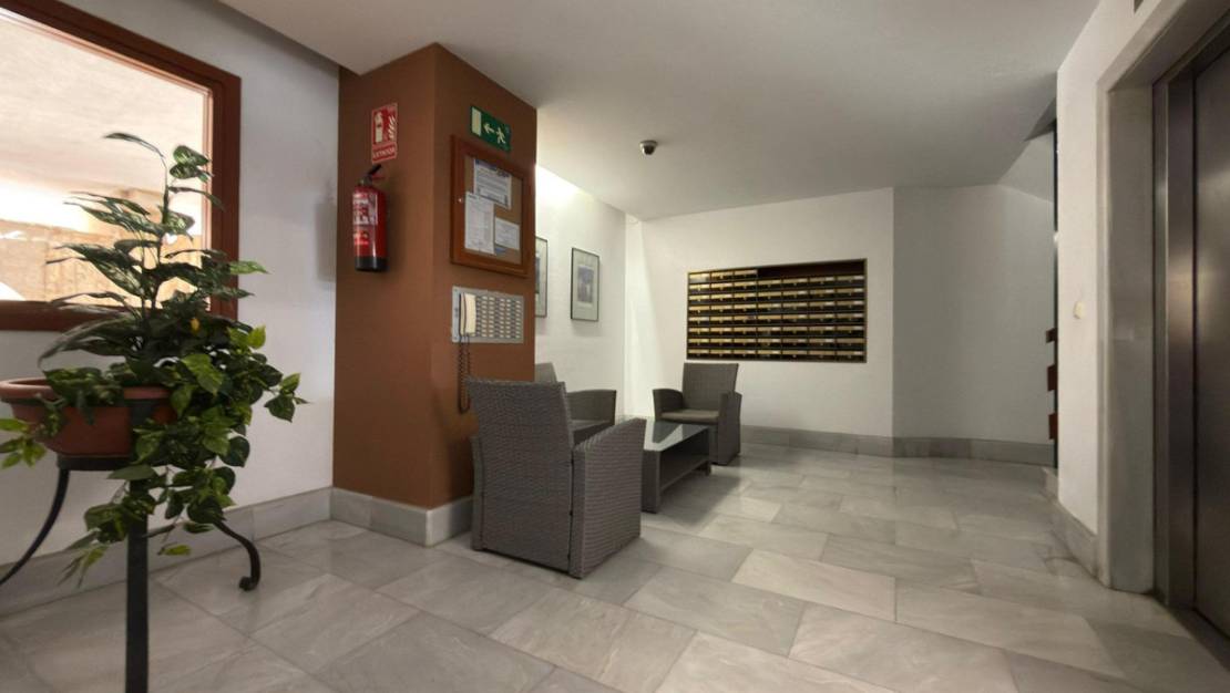 Venta - Apartment - Benidorm - Benidorm Centro