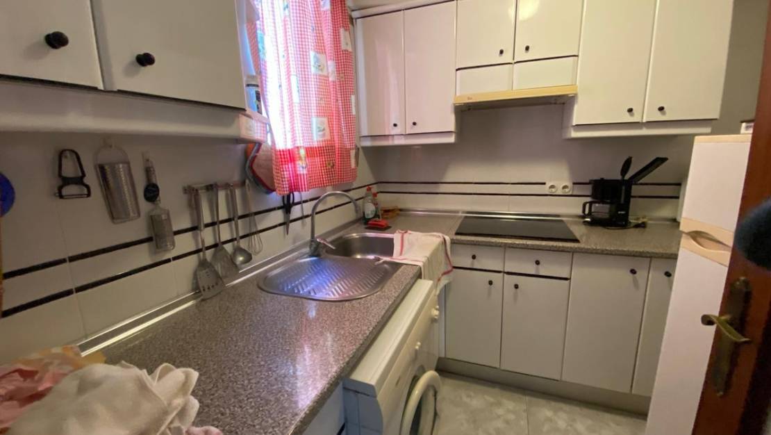 Venta - Apartment - Benidorm - Benidorm Centro