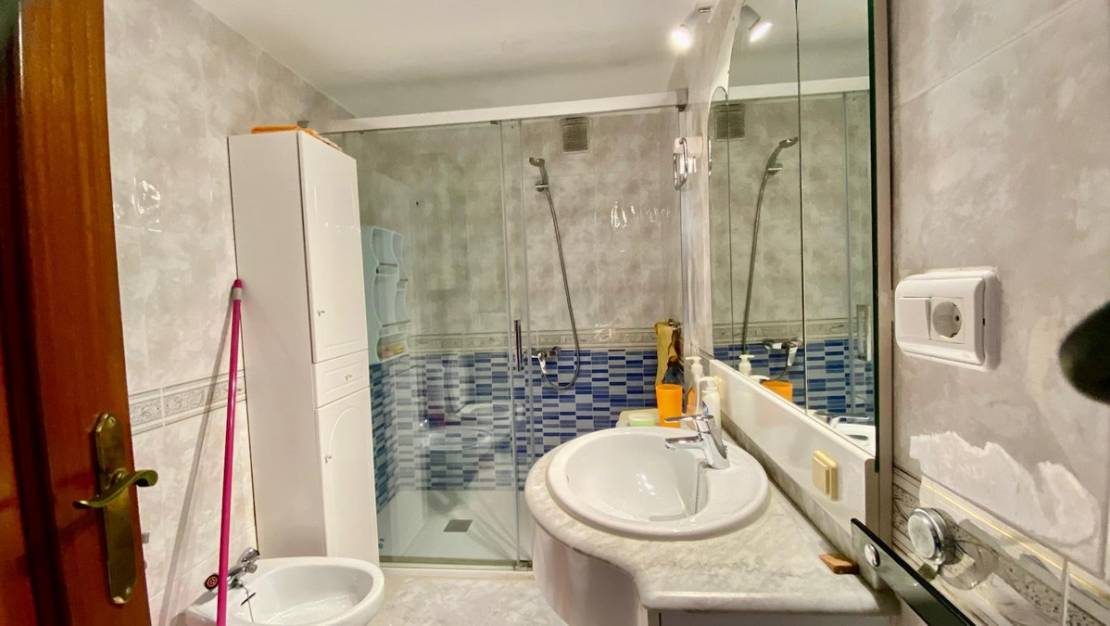 Venta - Apartment - Benidorm - Benidorm Centro