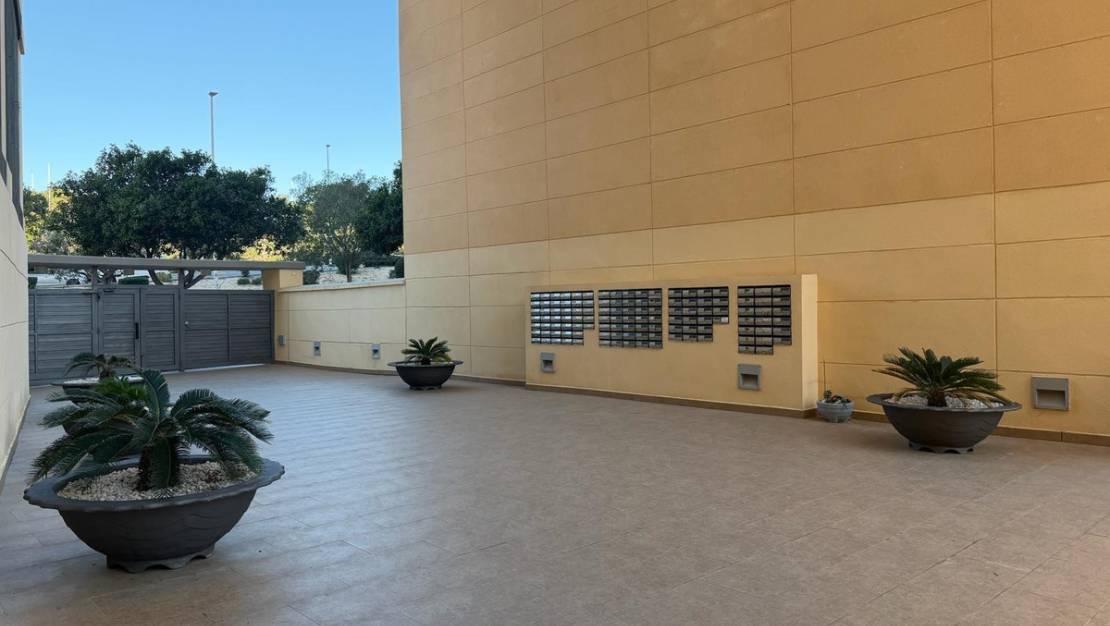 Venta - Apartment - Benidorm - Benidorm Centro