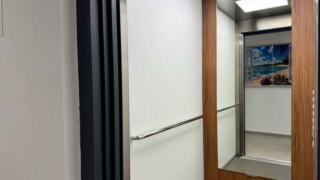 Venta - Apartment - Benidorm - Benidorm Centro