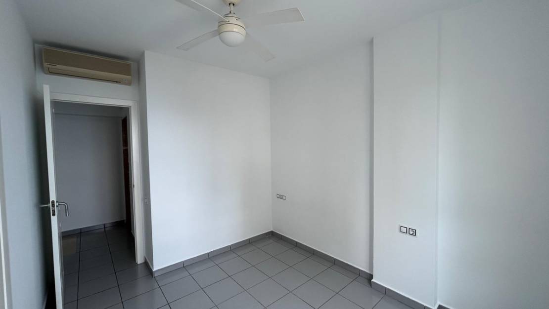 Venta - Apartment - Benidorm - Benidorm Centro