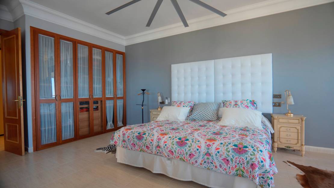 Venta - Apartment - Benidorm - Benidorm Centro