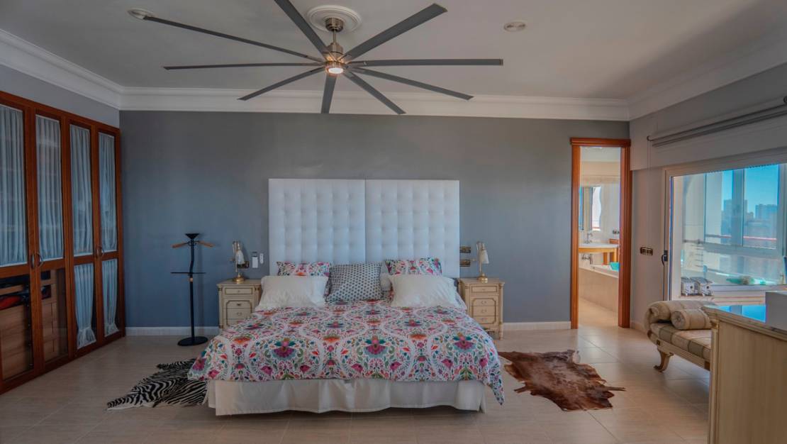 Venta - Apartment - Benidorm - Benidorm Centro