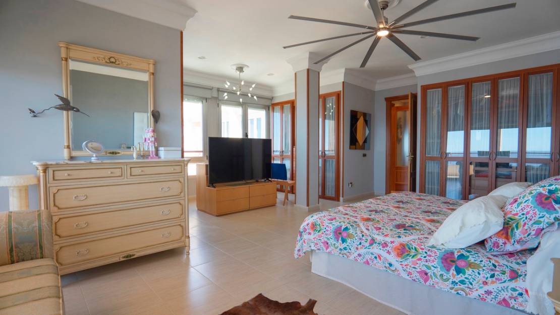 Venta - Apartment - Benidorm - Benidorm Centro