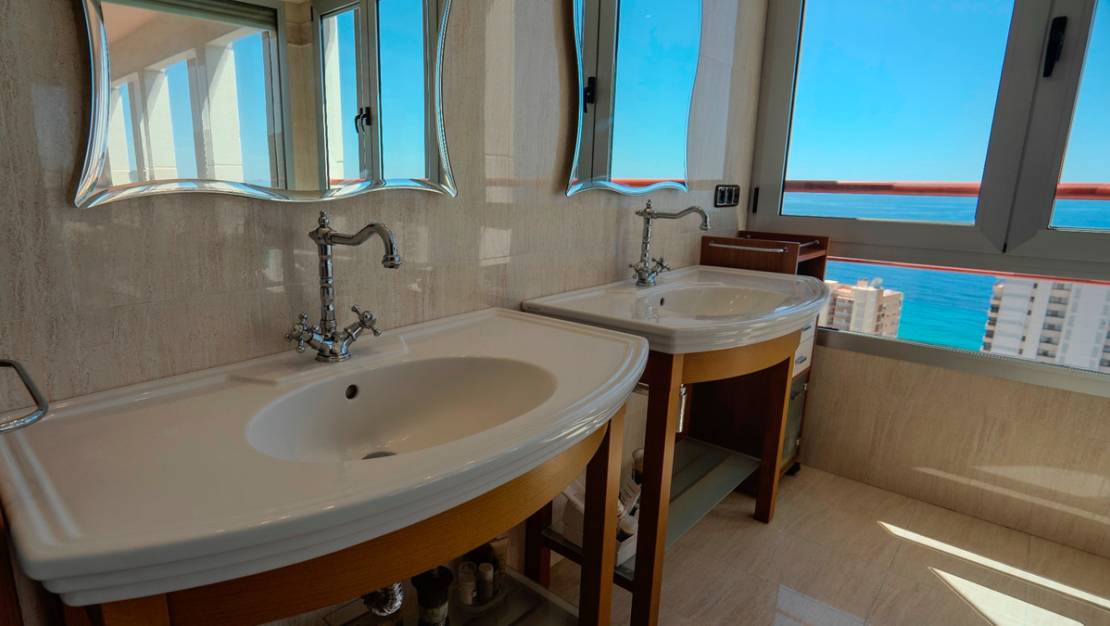 Venta - Apartment - Benidorm - Benidorm Centro