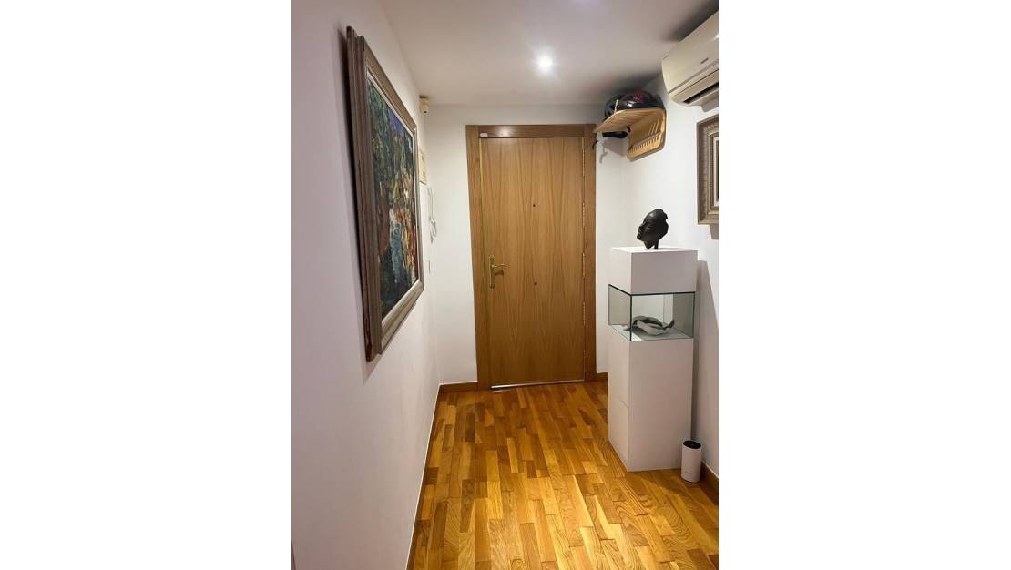 Venta - Apartment - Benidorm - Benidorm Centro