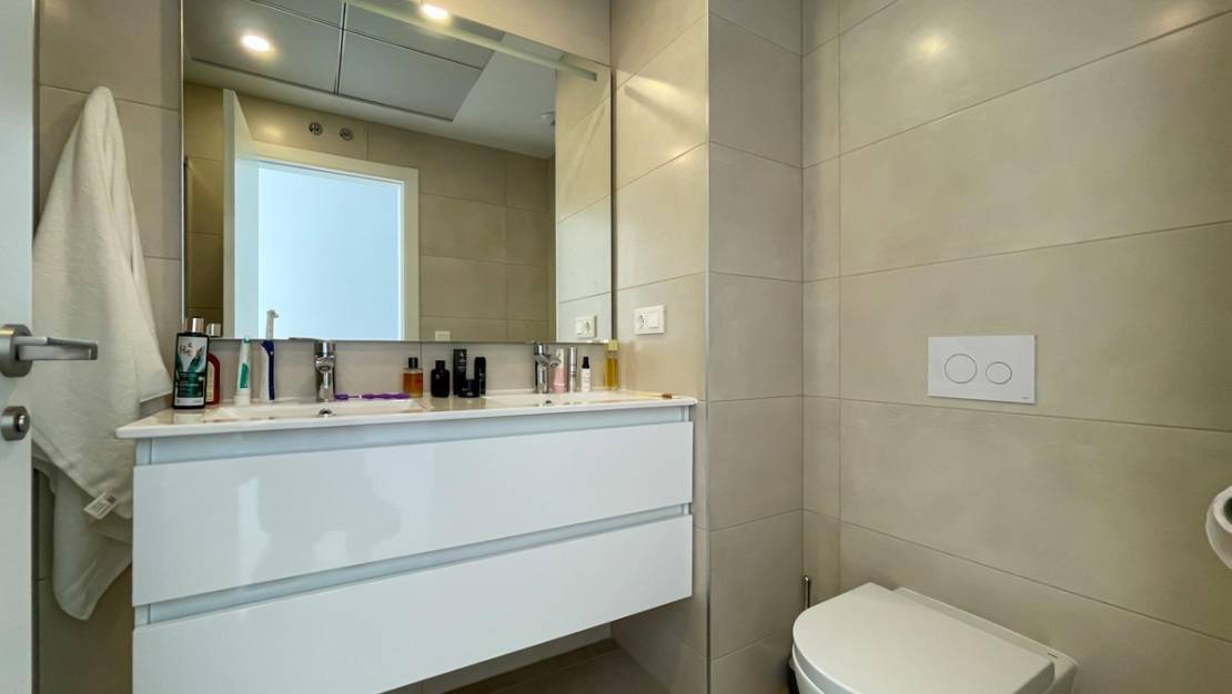 Venta - Apartment - Benidorm - Benidorm Centro