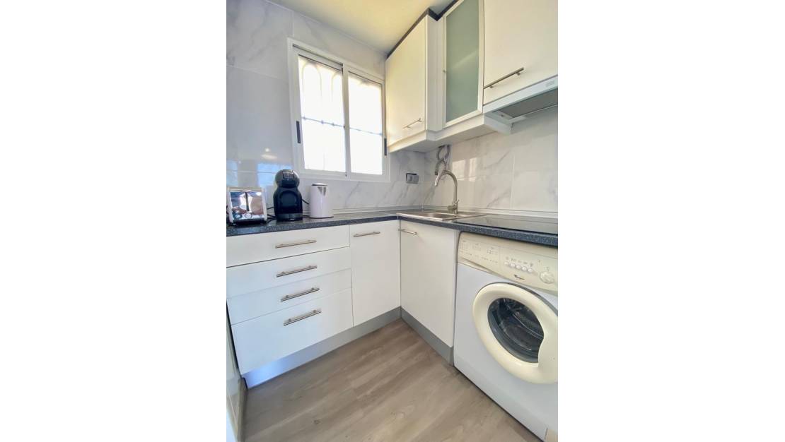 Venta - Apartment - Benidorm - Benidorm Centro