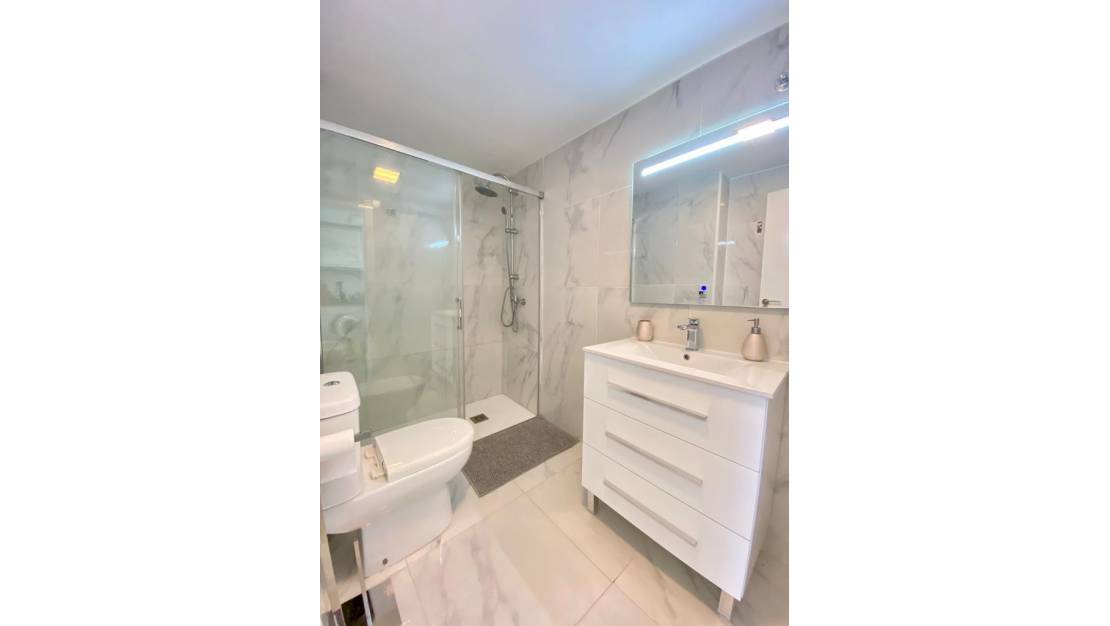 Venta - Apartment - Benidorm - Benidorm Centro