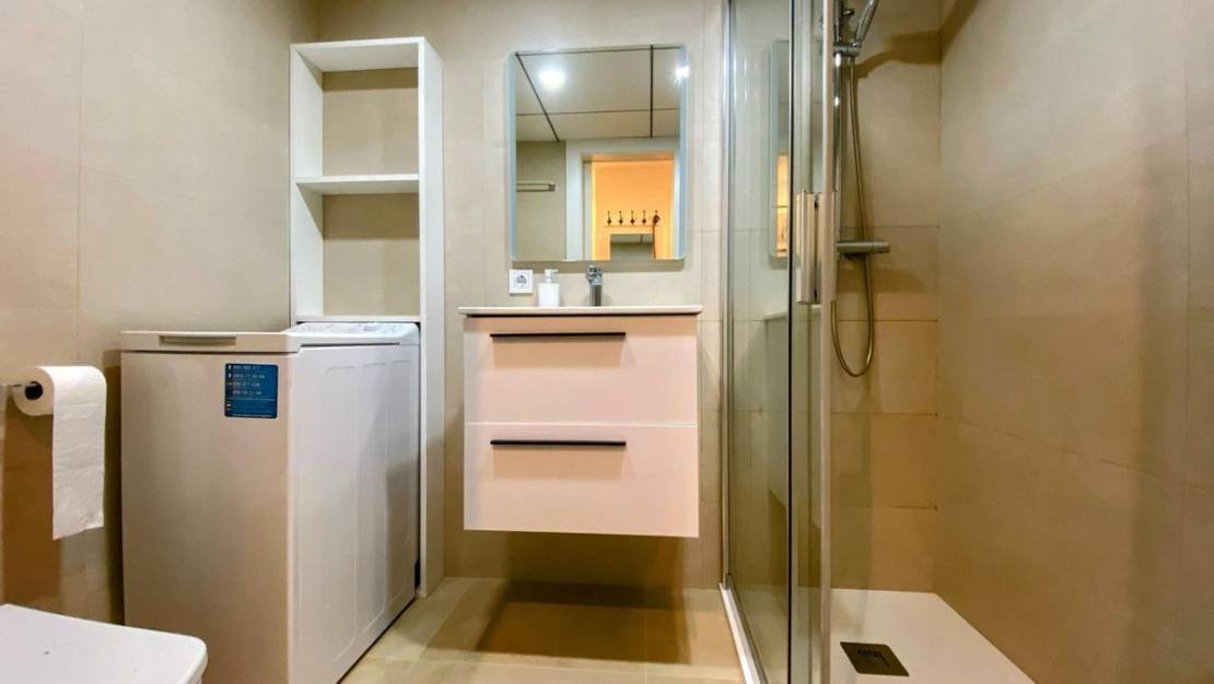 Venta - Apartment - Benidorm - Benidorm Centro