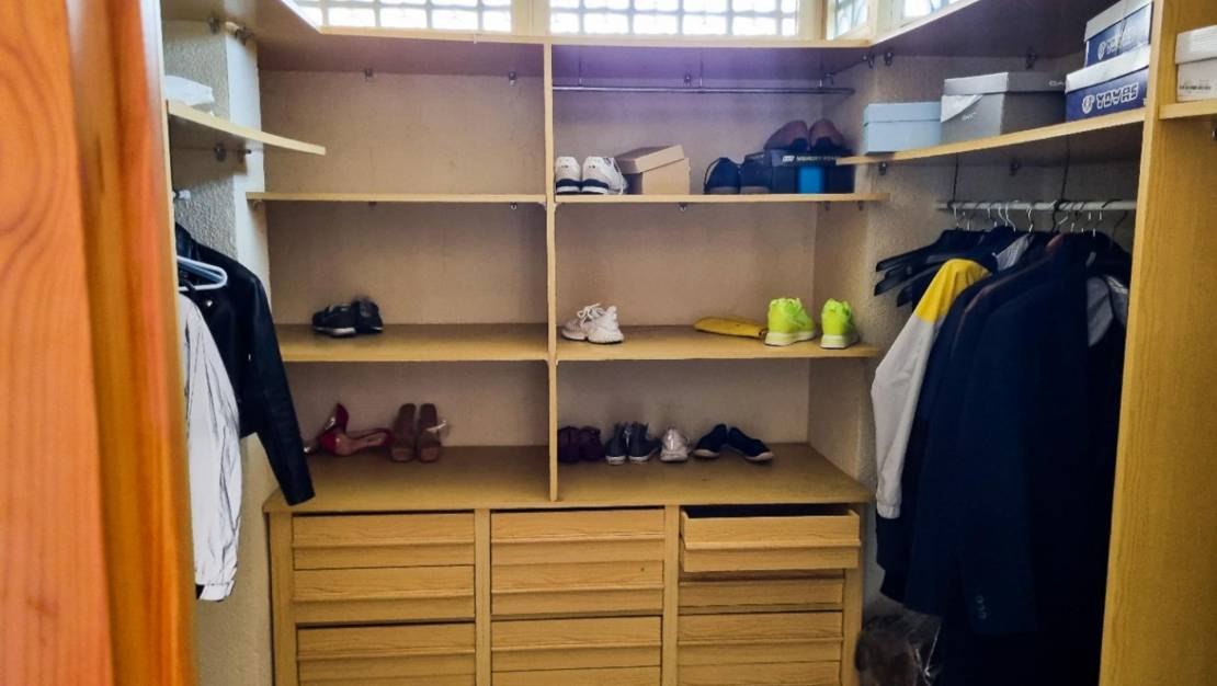 Venta - Apartment - Benidorm