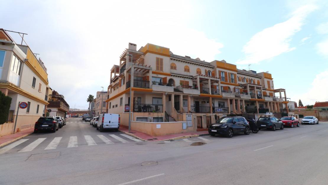 Venta - Apartment - Daya Vieja