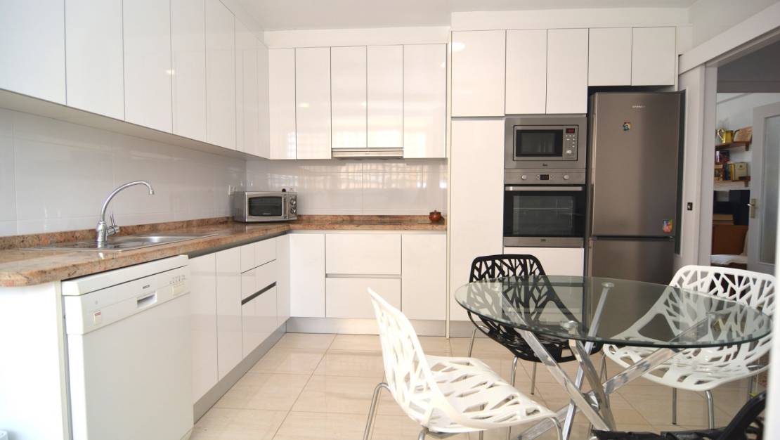 Venta - Apartment - Dehesa de Campoamor
